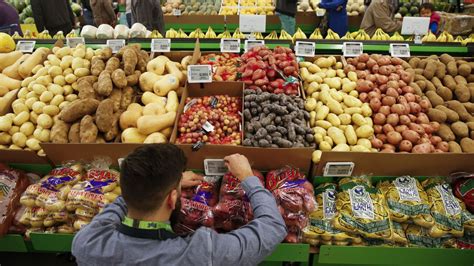 Walmart adopts electronic shelf labels, following other  .